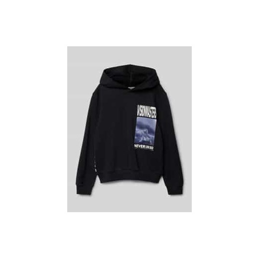 Bluza o kroju regular fit z mieszanki bawełny z kapturem i foto printem ze sklepu Peek&Cloppenburg  w kategorii Bluzy chłopięce - zdjęcie 177831021