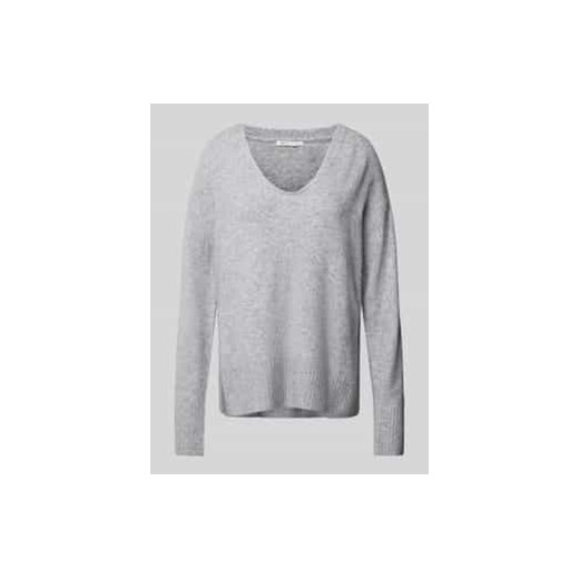 Sweter z dekoltem w serek ze sklepu Peek&Cloppenburg  w kategorii Swetry damskie - zdjęcie 177850184