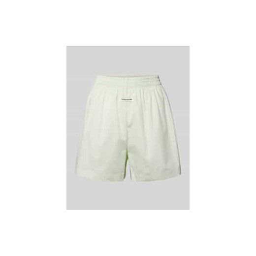 Szorty z dzianiny dresowej z naszywką z logo ze sklepu Peek&Cloppenburg  w kategorii Szorty - zdjęcie 177851124
