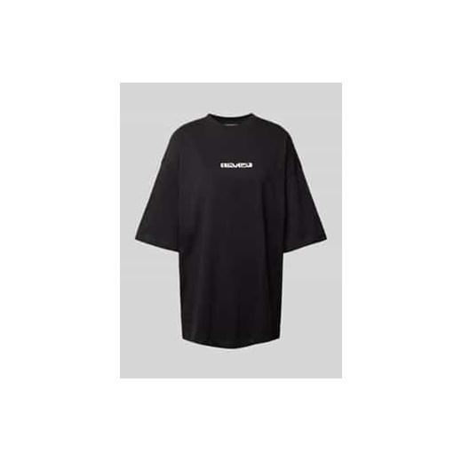 T-shirt o kroju oversized z nadrukiem z logo ze sklepu Peek&Cloppenburg  w kategorii Bluzki damskie - zdjęcie 177854613