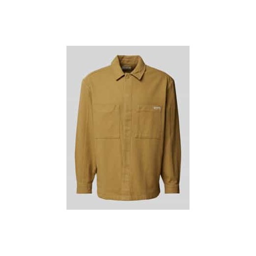 Kurtka koszulowa o kroju slim fit z detalem z logo ze sklepu Peek&Cloppenburg  w kategorii Koszule męskie - zdjęcie 177856381