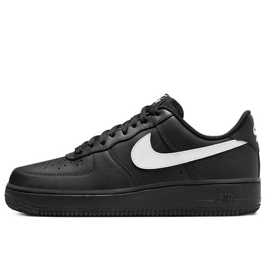 Buty Nike Air Force 1 '07 FZ0627-010 - czarne ze sklepu streetstyle24.pl w kategorii Buty sportowe męskie - zdjęcie 177862410