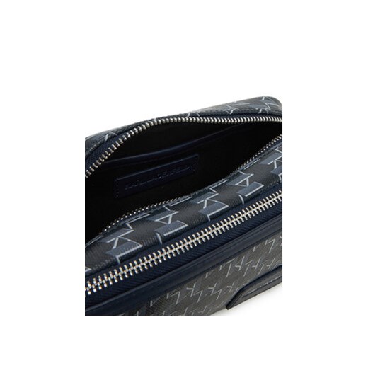 Listonoszka Karl Lagerfeld w stylu młodzieżowym 