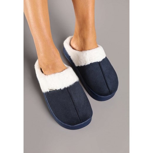 Granatowe Kapcie Wsuwane Vices Zdobione Futerkiem Eleavella ze sklepu born2be.pl w kategorii Kapcie damskie - zdjęcie 177892281