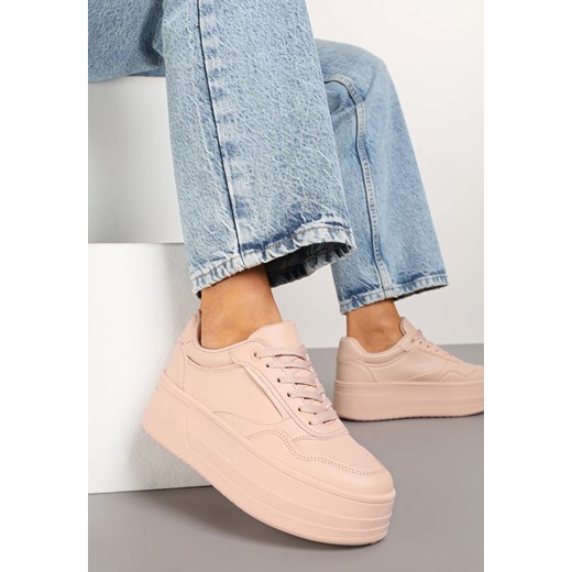 Różowe Sneakersy na Tłoczonej Grubej Podeszwie Vaitessa ze sklepu born2be.pl w kategorii Buty sportowe damskie - zdjęcie 177892592