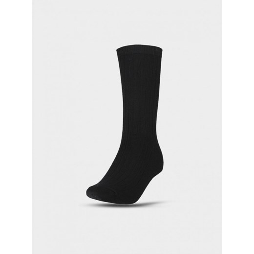 Damskie skarpetki casual Outhorn OTHWAW24USOCF370 - czarne ze sklepu Sportstylestory.com w kategorii Skarpetki damskie - zdjęcie 177895060
