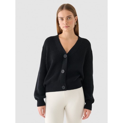 Damski sweter kardigan Outhorn OTHWAW24TSWEF132 - czarny ze sklepu Sportstylestory.com w kategorii Swetry damskie - zdjęcie 177895163