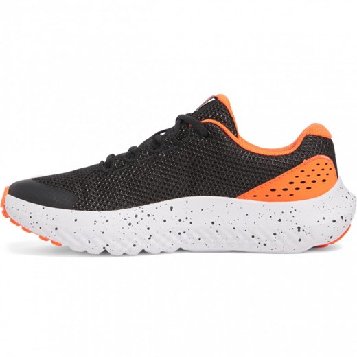 Chłopięce buty do biegania Under Armour UA Bgs Surge 4 - czarne Under Armour 37,5 Sportstylestory.com