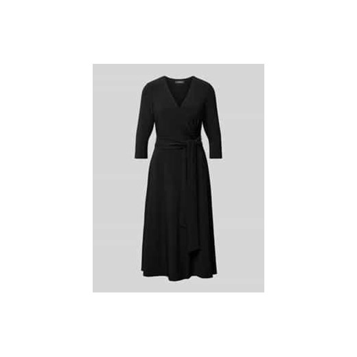 Sukienka midi z wiązanym paskiem model ‘CARLYNA’ ze sklepu Peek&Cloppenburg  w kategorii Sukienki - zdjęcie 177950664