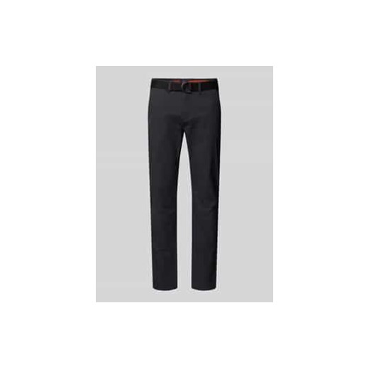 Spodnie materiałowe o kroju slim fit z paskiem ze sklepu Peek&Cloppenburg  w kategorii Spodnie męskie - zdjęcie 177956650