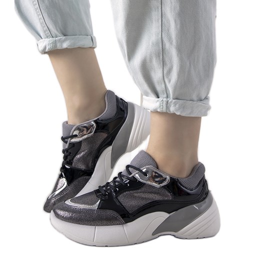 Czarne sneakersy na wysokiej podeszwie 38 ButyModne.pl