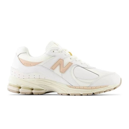 Buty New Balance U M2002RVF białe ze sklepu ButyModne.pl w kategorii Buty sportowe damskie - zdjęcie 177969574