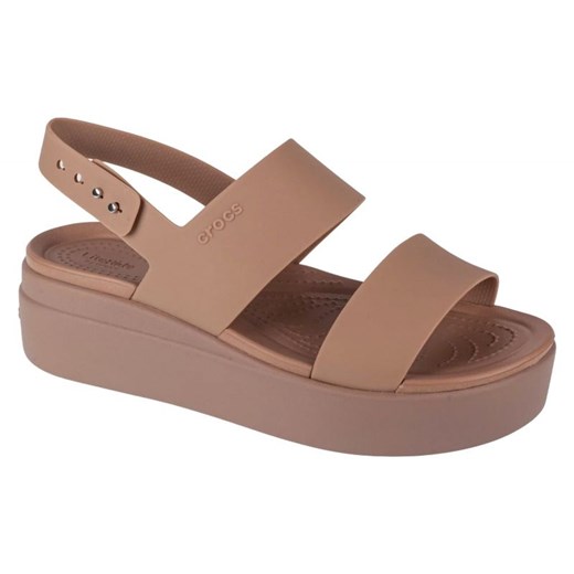 Sandały Crocs Brooklyn Low Wedge 206453-2EL beżowy ze sklepu ButyModne.pl w kategorii Sandały damskie - zdjęcie 177971374