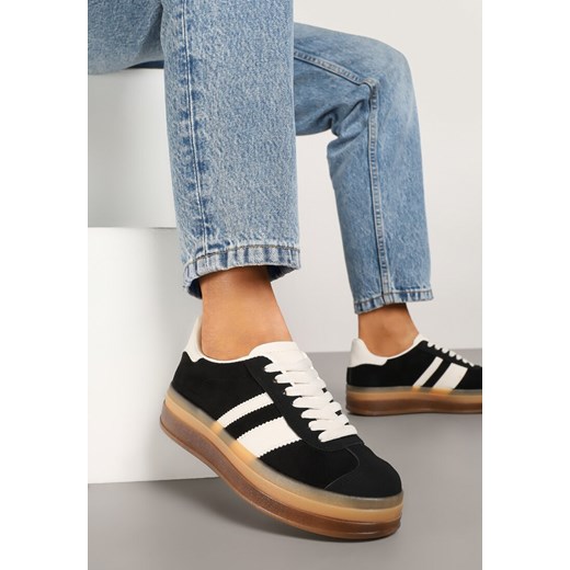 Czarne Płaskie Sneakersy Ozdobione Paskami Norili ze sklepu born2be.pl w kategorii Buty sportowe damskie - zdjęcie 178033672