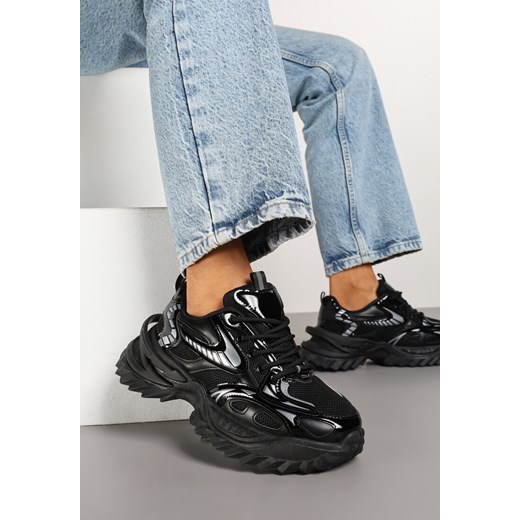 Czarne Sneakersy na Grubej Tłoczonej Podeszwie z Geometrycznym Wzorem Deoliriel ze sklepu born2be.pl w kategorii Buty sportowe damskie - zdjęcie 178033780