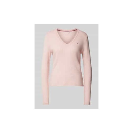 Sweter wełniany z wyhaftowanym logo ze sklepu Peek&Cloppenburg  w kategorii Swetry damskie - zdjęcie 178038772
