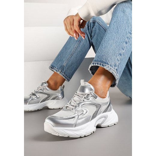 Srebrne Sneakersy z Geometrycznym Zdobieniem Leanielis ze sklepu born2be.pl w kategorii Buty sportowe damskie - zdjęcie 178051201