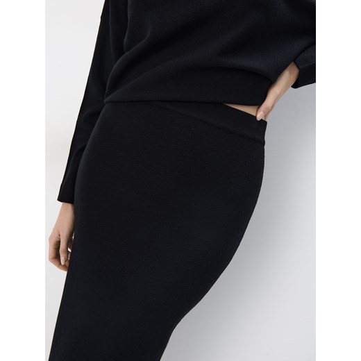 Mohito - Dzianinowa spódnica midi - czarny Mohito L Mohito