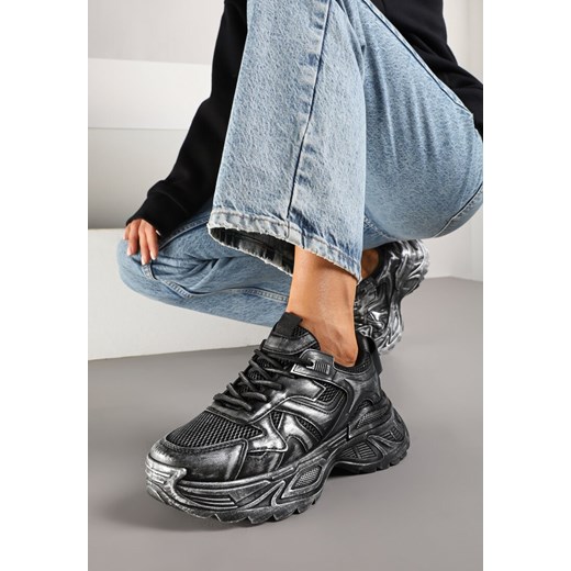 Czarne Sneakersy w Streetwearowym Stylu na Podeszwie z Tłoczeniami Neodeoriel ze sklepu renee.pl w kategorii Buty sportowe damskie - zdjęcie 178069523