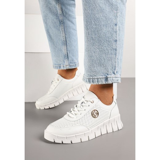 Białe Skórzane Sneakersy z Wkładką ze Skóry Naturalnej i Aplikacją Elothis ze sklepu born2be.pl w kategorii Buty sportowe damskie - zdjęcie 178070974