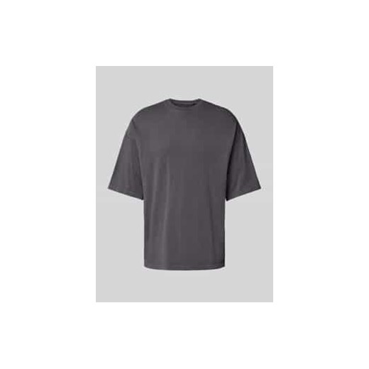 T-shirt z prążkowanym,okrągłym dekoltem model ‘CHARGE’ ze sklepu Peek&Cloppenburg  w kategorii T-shirty męskie - zdjęcie 178087940