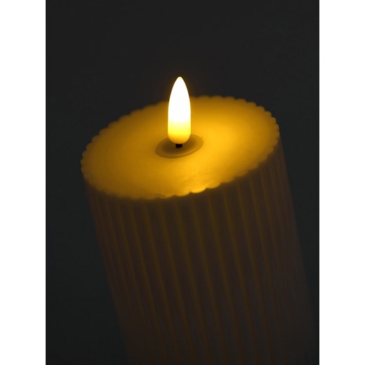 Sinsay - Lampka LED w kształcie świeczki - biały Sinsay One Size Sinsay