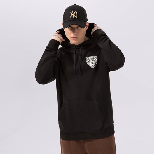 NEW ERA BLUZA Z KAPTUREM INFILL TEAM LOGO NETS BROOKLYN NETS ze sklepu Sizeer w kategorii Bluzy męskie - zdjęcie 178106172