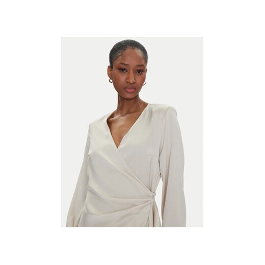 Sukienka Rinascimento na sylwestra 