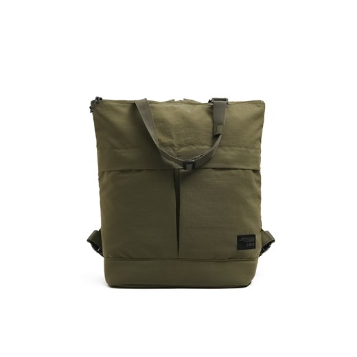 Cropp - Oliwkowa torba-plecak 2w1 - zielony ze sklepu Cropp w kategorii Plecaki - zdjęcie 178143823