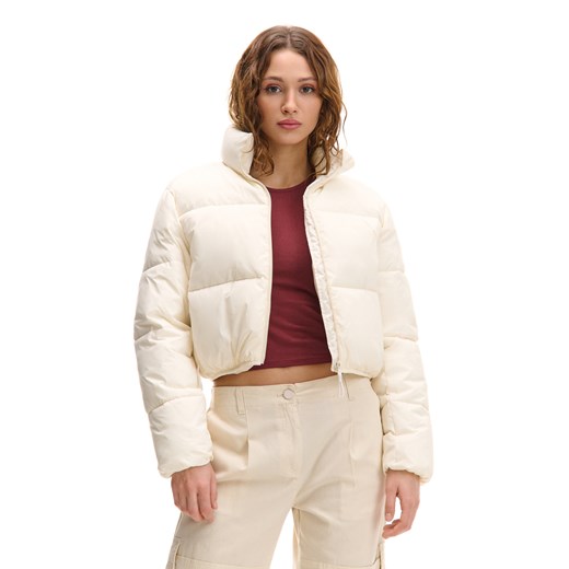 Cropp - Krótka kremowa kurtka puffer - kremowy ze sklepu Cropp w kategorii Kurtki damskie - zdjęcie 178159080