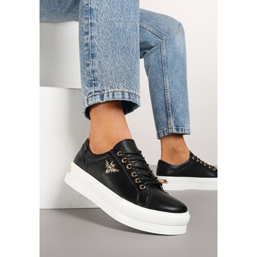 Biało-Czarne Sneakersy ze Skóry na Grubej Podeszwie z Metaliczną Ozdobą Orlianse ze sklepu born2be.pl w kategorii Buty sportowe damskie - zdjęcie 178165041