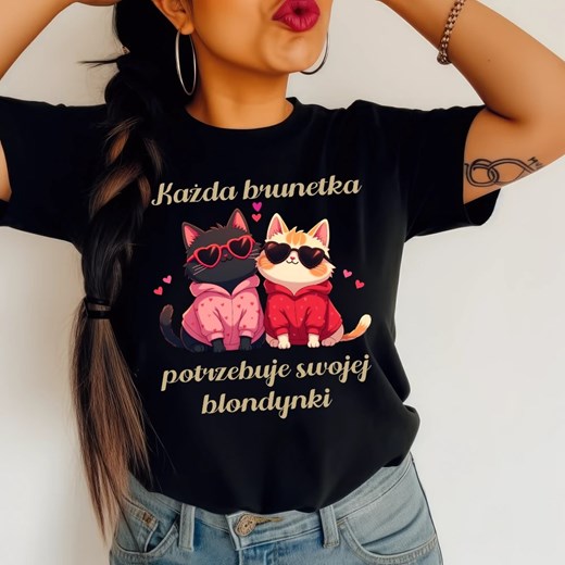 DAMSKA koszulka - każda brunetka potrzebuje swojej blondynki ze sklepu Time For Fashion w kategorii Bluzki damskie - zdjęcie 178168760