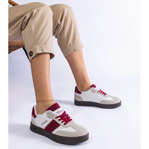 Bordowe sneakersy na platformie z przeszyciami białe 38 ButyModne.pl