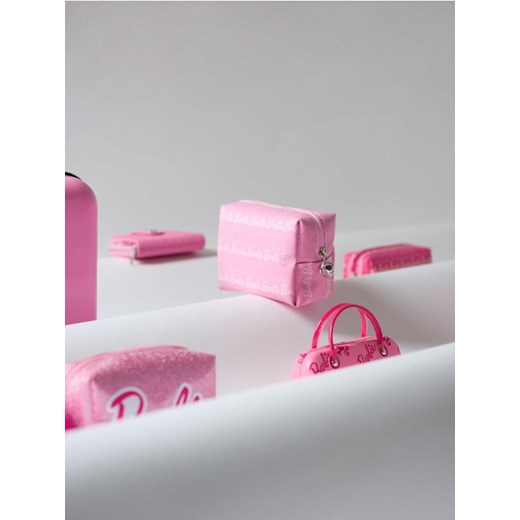 Sinsay - Kosmetyczka Barbie 3 pack - różowy ze sklepu Sinsay w kategorii Kosmetyczki damskie - zdjęcie 178175892