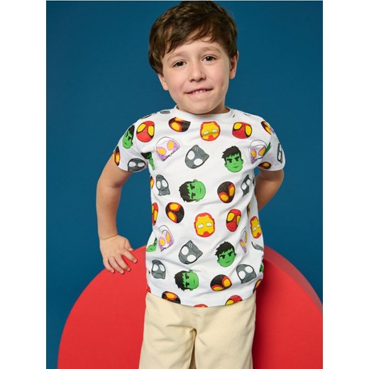 Sinsay - Koszulka Marvel The Avengers - biały ze sklepu Sinsay w kategorii T-shirty chłopięce - zdjęcie 178187100
