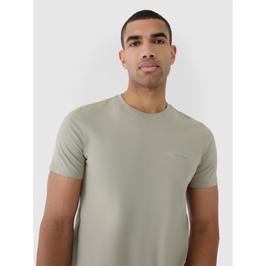 Męski t-shirt basic 4F 4FWSS25TTSHM2003 - oliwkowy ze sklepu Sportstylestory.com w kategorii T-shirty męskie - zdjęcie 178209780