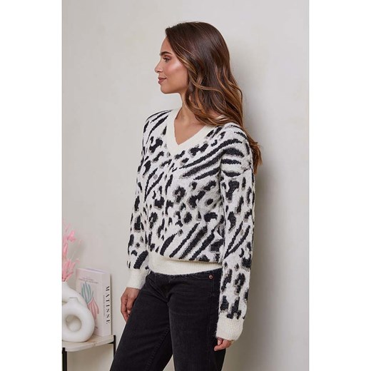 Soft Cashmere Sweter w kolorze biało-czarnym Soft Cashmere 38/40 promocyjna cena Limango Polska