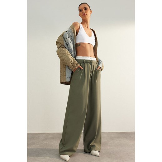 trendyol Spodnie w kolorze zielonym Trendyol 38 wyprzedaż Limango Polska