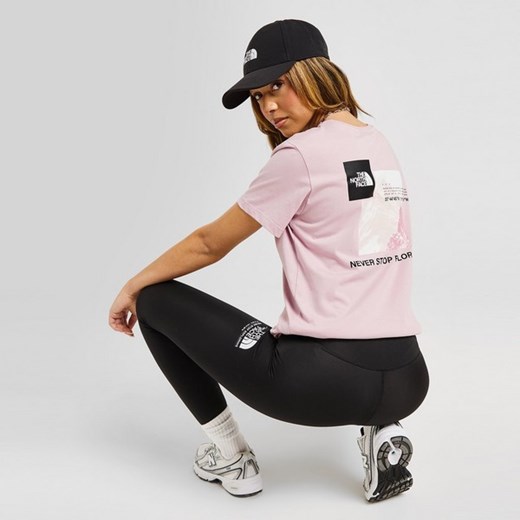 THE NORTH FACE T-SHIRT MTN BOX GRPH T PNK/BLK ze sklepu JD Sports  w kategorii Bluzki damskie - zdjęcie 178241001