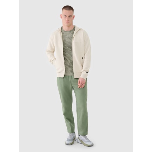 Męska bluza dresowa rozpinana z kapturem 4F 4FWSS25TSWSM1537 - beżowa ze sklepu Sportstylestory.com w kategorii Bluzy męskie - zdjęcie 178243663