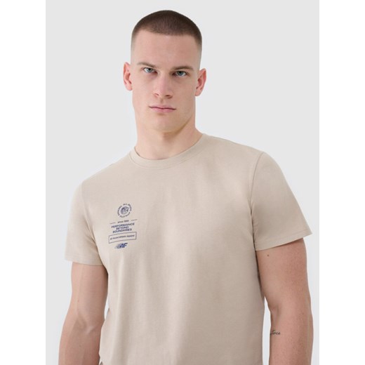 Męski t-shirt z nadrukiem 4F 4FRSS25TTSHM2690 - beżowy ze sklepu Sportstylestory.com w kategorii T-shirty męskie - zdjęcie 178253293