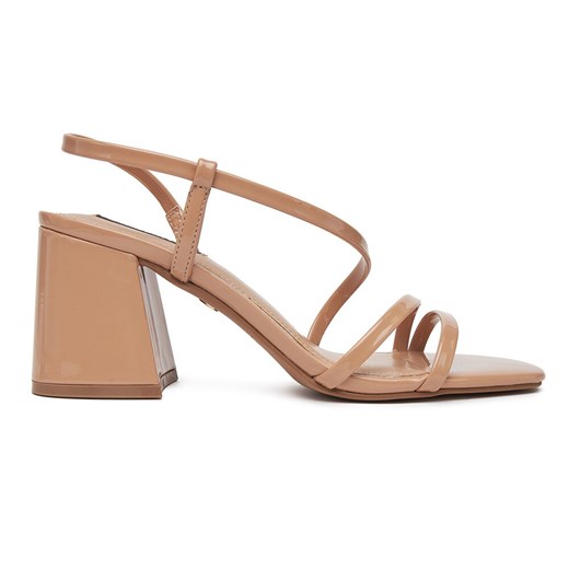 Sandały NINE WEST WFA2642-1 ze sklepu ccc.eu w kategorii Sandały damskie - zdjęcie 178266032