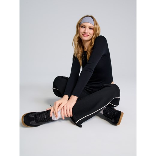 Sinsay - Body z długim rękawem - czarny Sinsay XS Sinsay