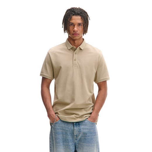 Cropp - Beżowa koszulka polo - beżowy ze sklepu Cropp w kategorii T-shirty męskie - zdjęcie 178268063