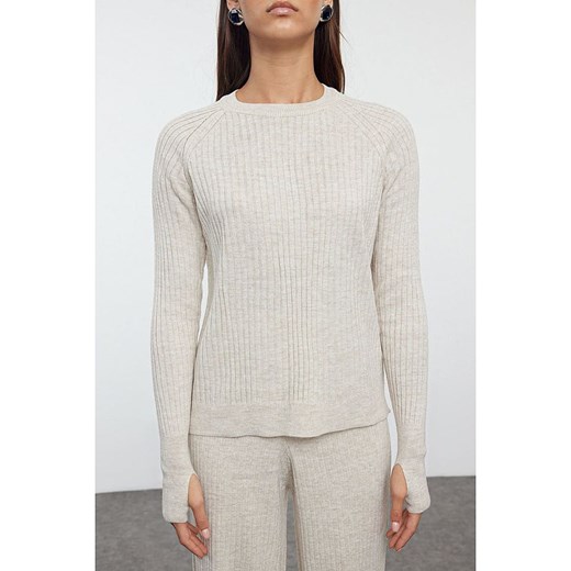Sweter damski Trendyol zimowy