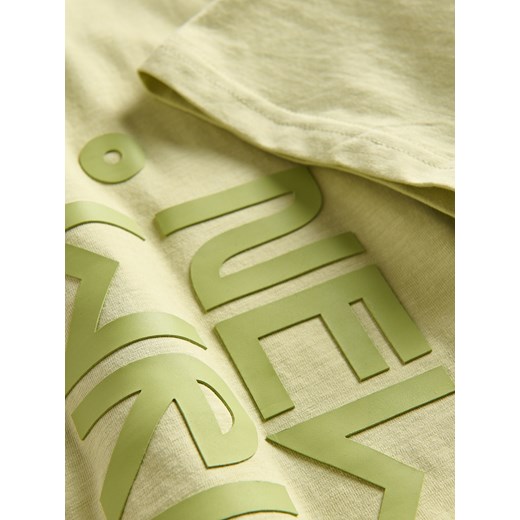 T-shirt chłopięce Reserved z nadrukami 