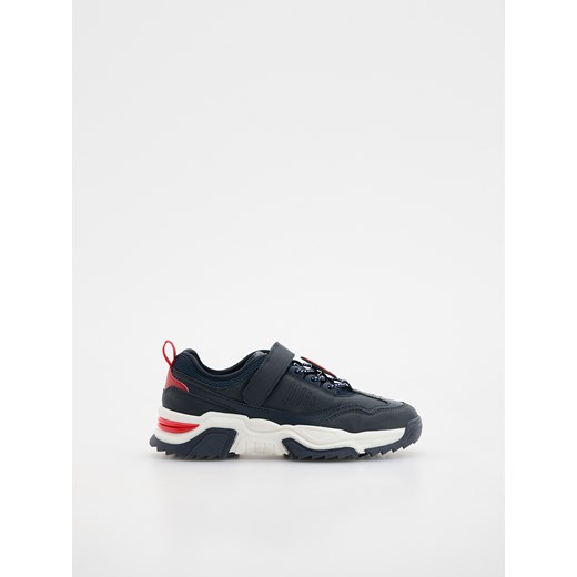 Reserved - Sneakersy Marvel - granatowy ze sklepu Reserved w kategorii Buty sportowe dziecięce - zdjęcie 178277220