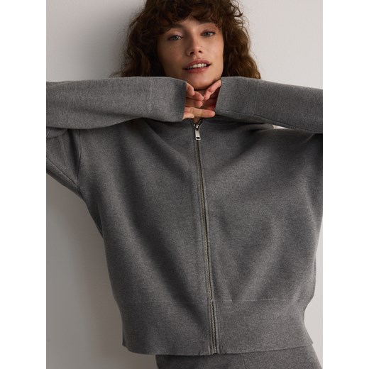 Sweter damski Reserved z okrągłym dekoltem 