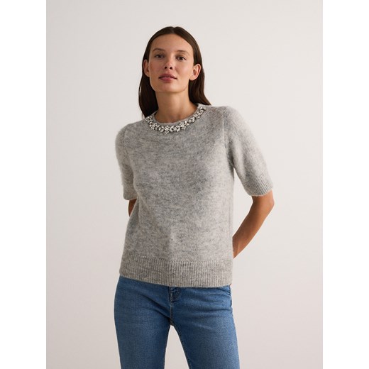 Reserved - Sweter z biżuteryjną aplikacją - szary ze sklepu Reserved w kategorii Swetry damskie - zdjęcie 178278582