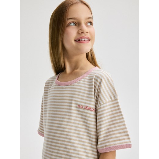 Reserved - T-shirt w paski z haftem - wielobarwny ze sklepu Reserved w kategorii Bluzki dziewczęce - zdjęcie 178282574